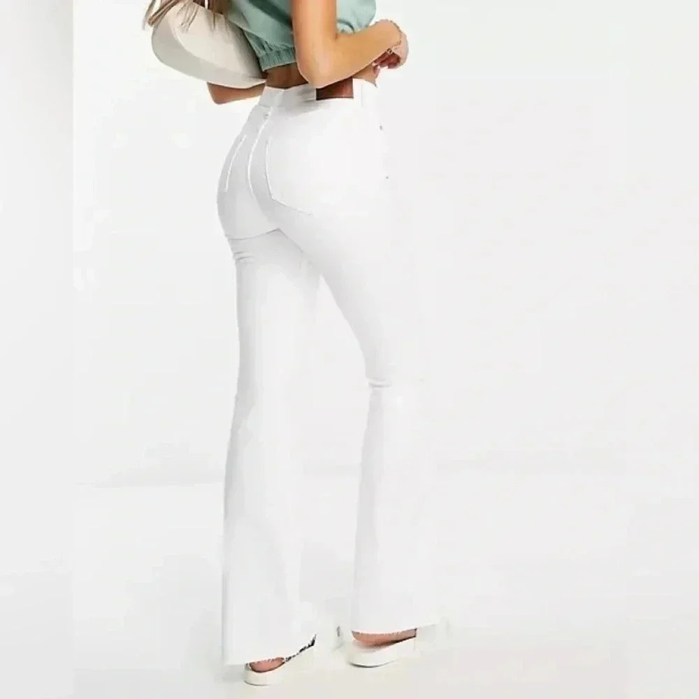 River Island Plus White Flare  Jeans - Picture 2 of 8